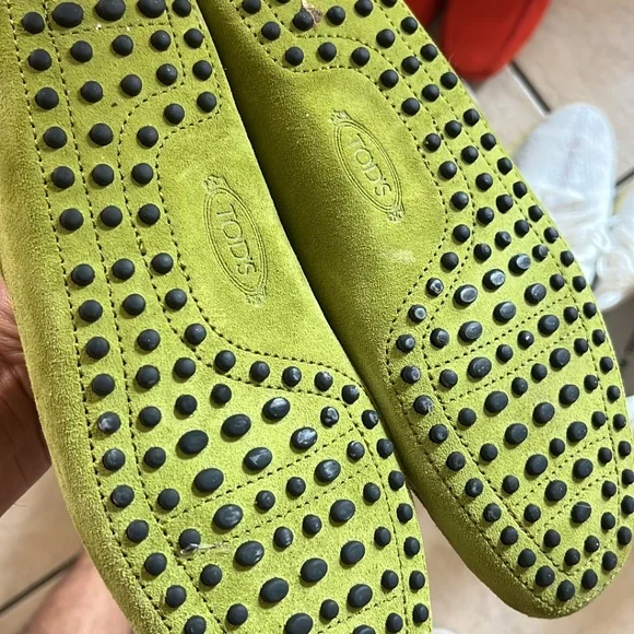 TODS Mens Gommino Loafers Collection - Picture 3 of 7